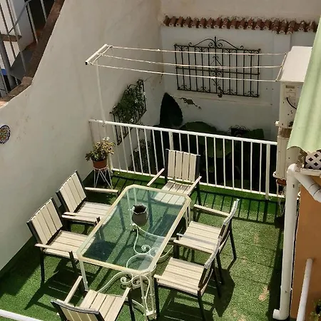 Affittacamere Fur Singles In Einem Typischen Andalusischen Stadthaus Mit Sonnenterrasse *
